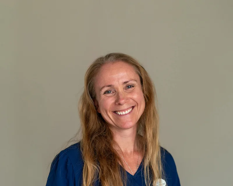 Tannlegesekretær Carina Christensen ved Tannkontoret